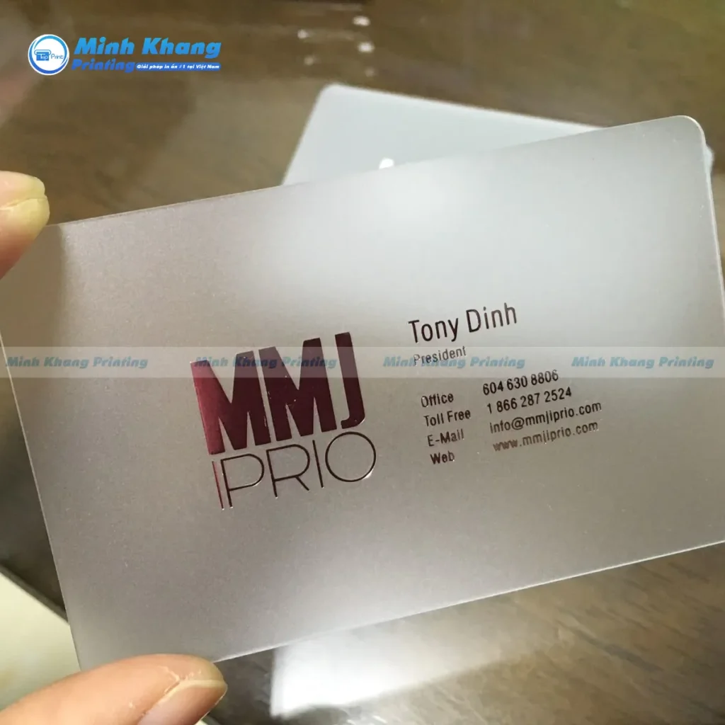 Name Card Nhựa Trong Suốt Là Gì? Xu Hướng Mới Trong Kinh Doanh
