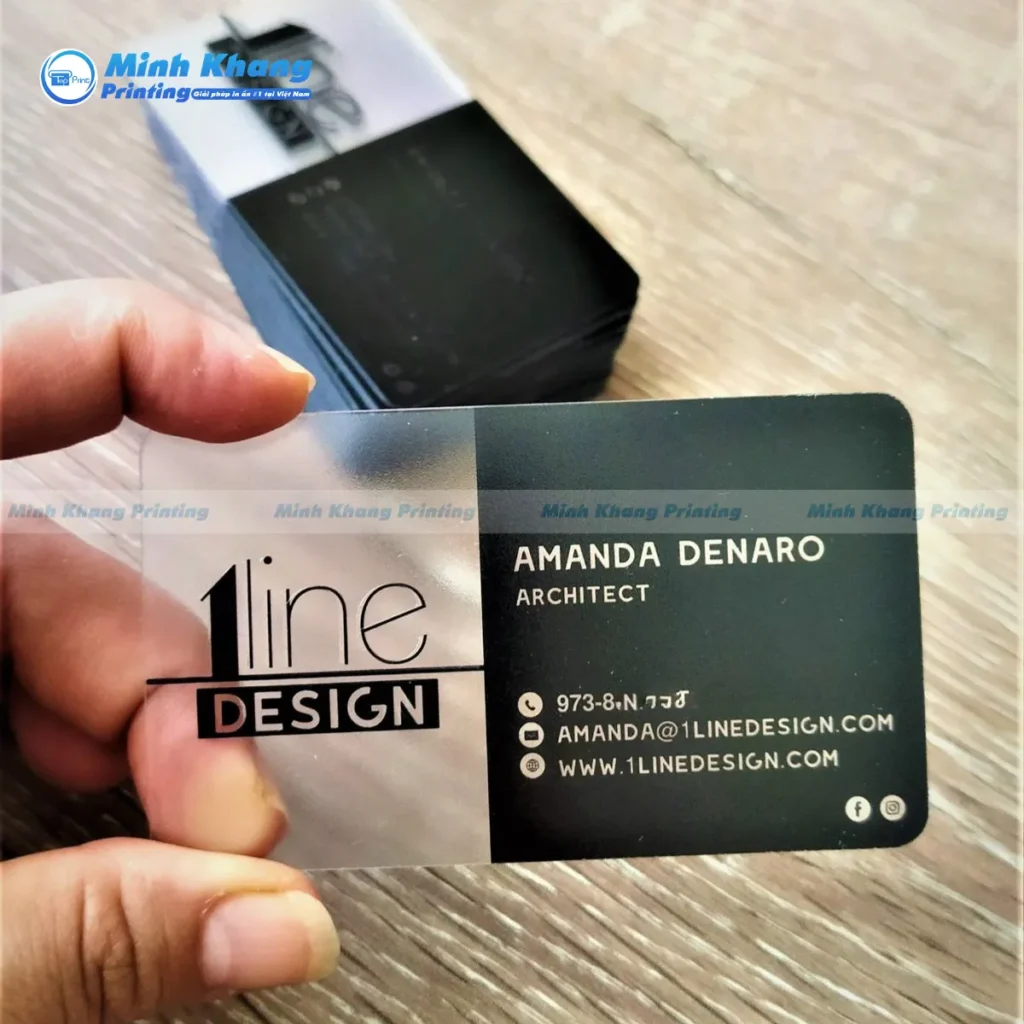 Mẫu name card trong suốt in một mặt sắc nét