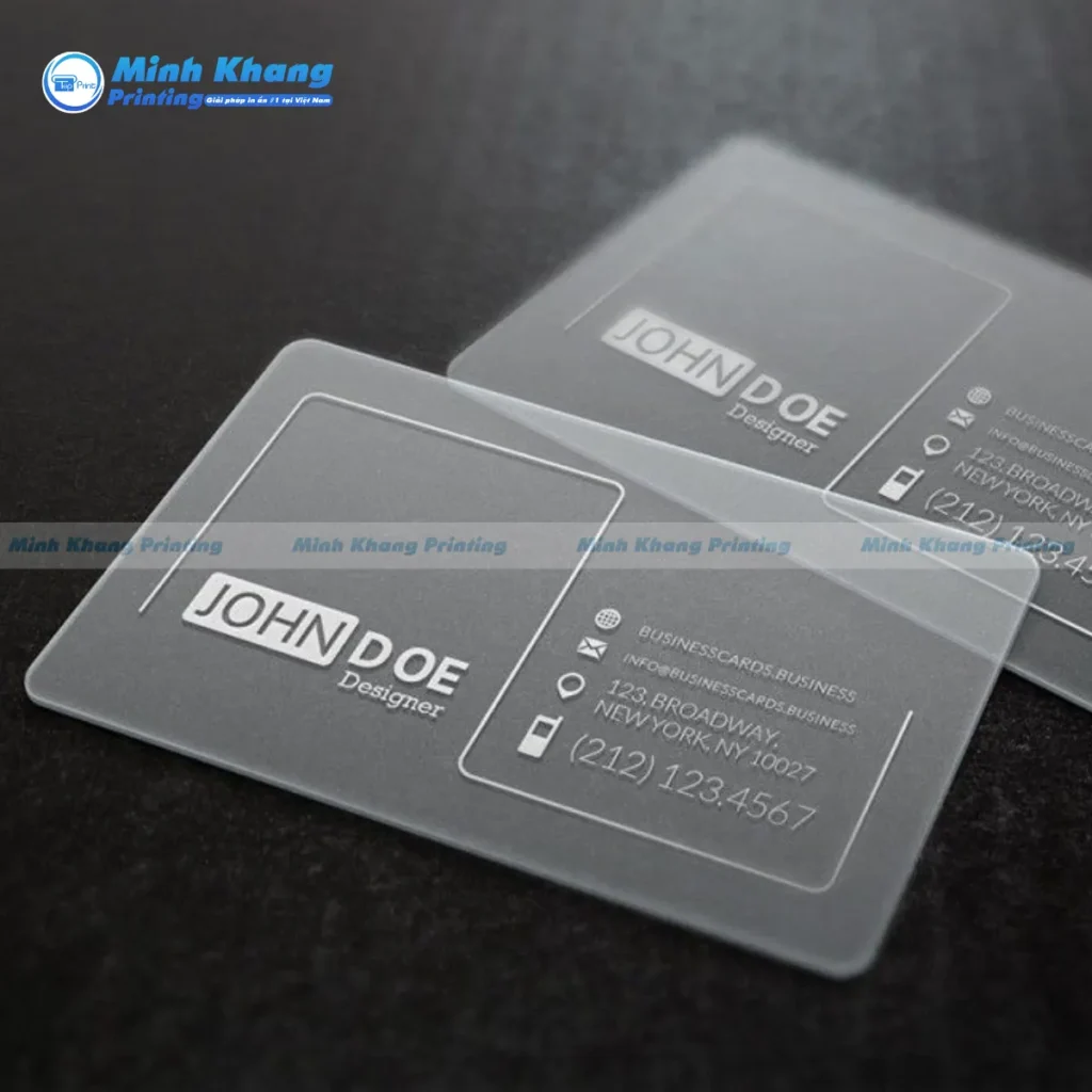 Mẫu name card nhựa trong suốt in offset mực trắng mang đến phong cách tối giản