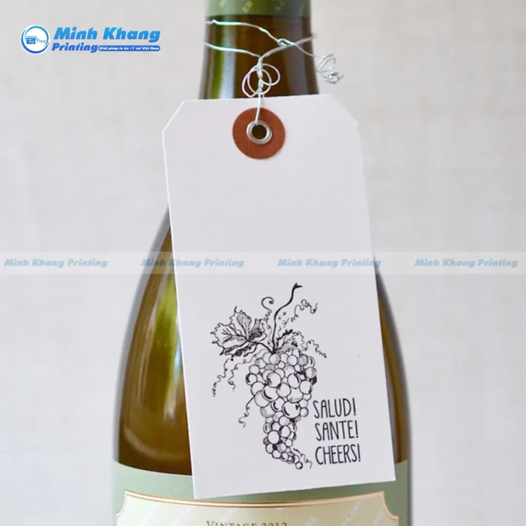 Tag Treo Chai Lọ Là Gì Và Tại Sao Nó Lại Quan Trọng?