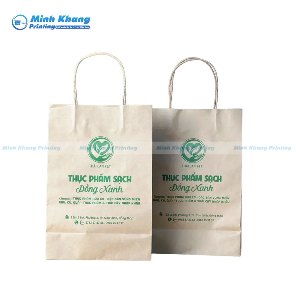 Mẫu túi giấy đựng rau được gia công dán quai giấy xoắn, đảm bảo độ chịu lực tốt khi mang đi