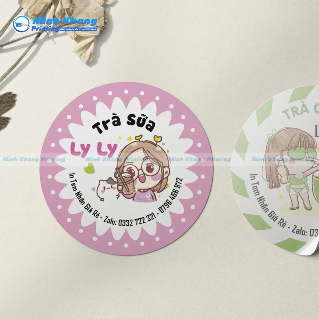 Mẫu tem trà sữa Ly Ly hình tròn đường kính 5cm, kích thước tiêu chuẩn cho ly 500ml