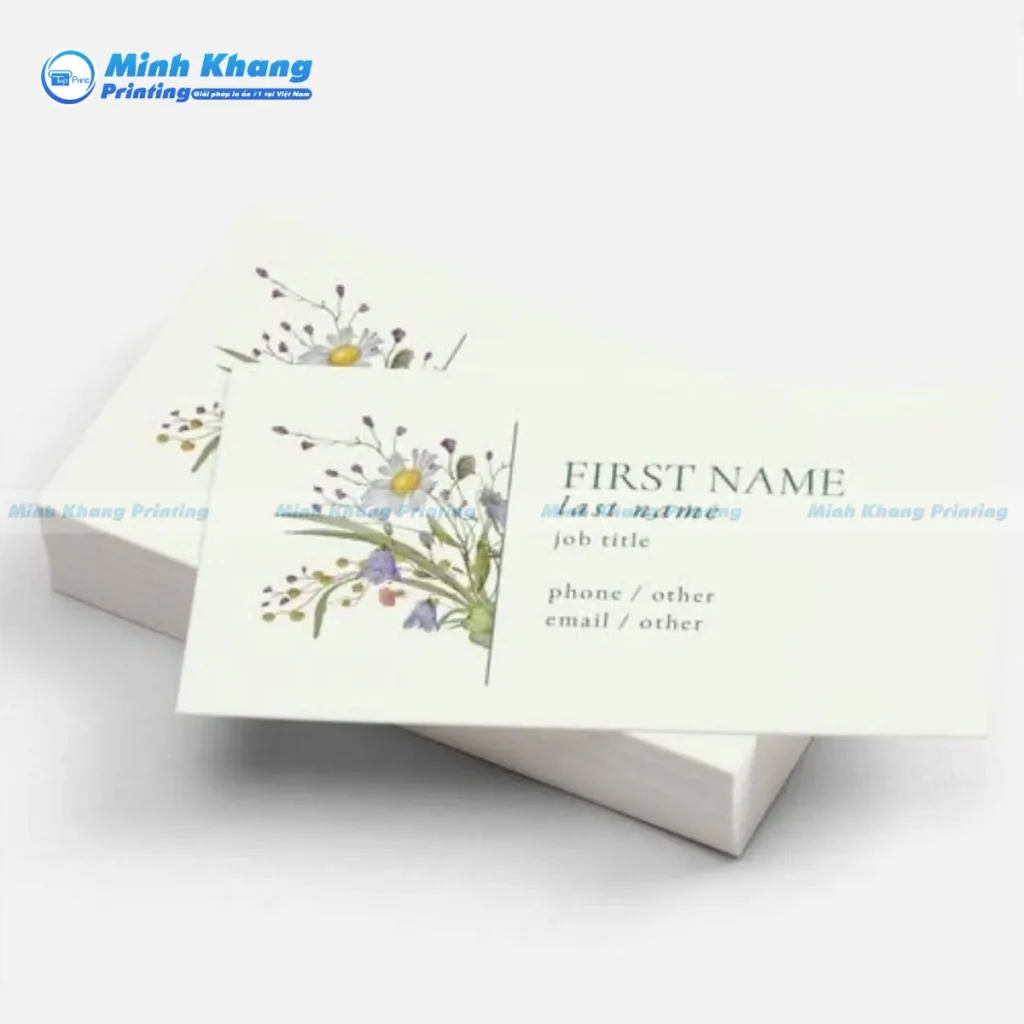 Tại Sao Mỗi Chủ Shop Hoa Cần Một Mẫu Card Visit Chuyên Nghiệp?