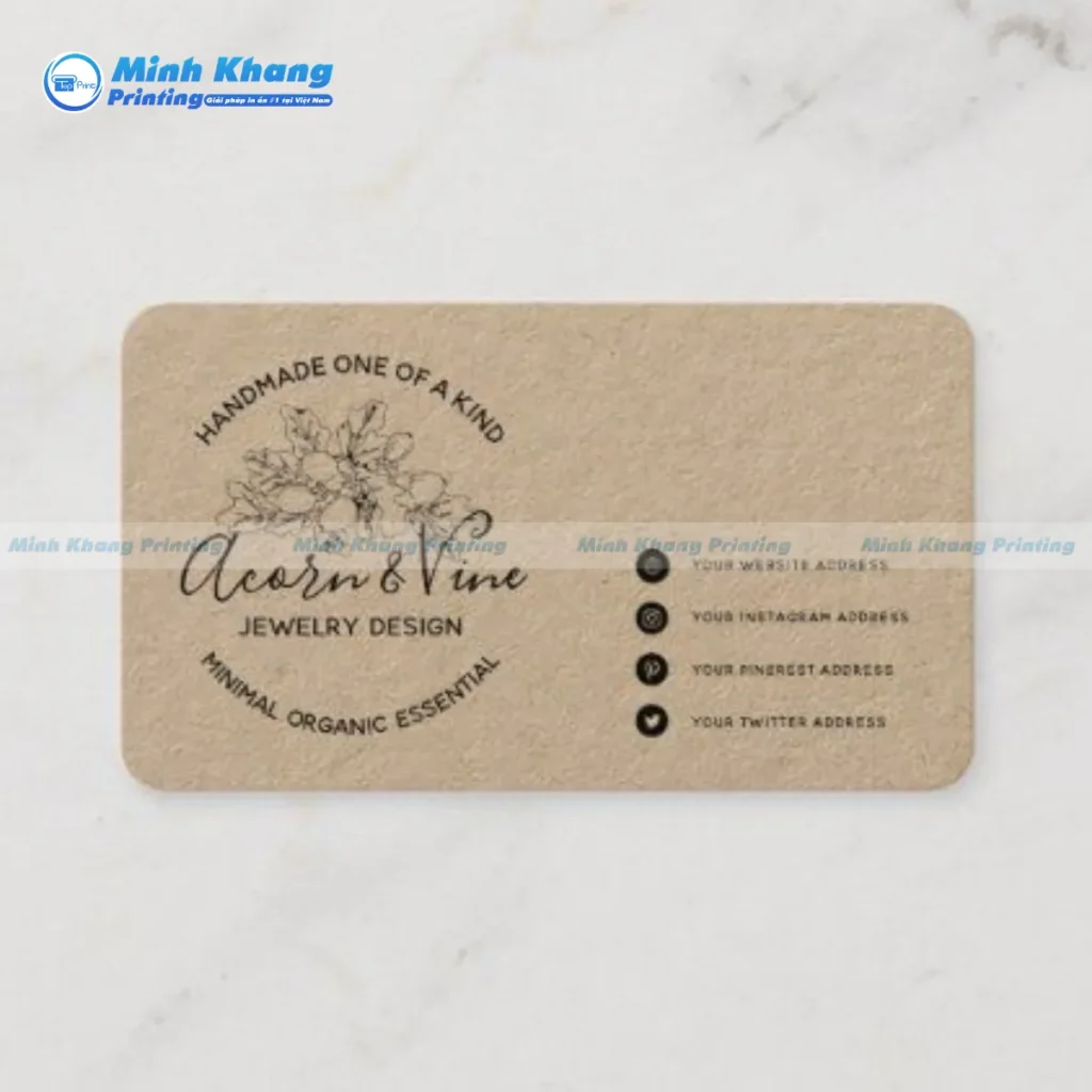 Mẫu card visit shop hoa chất liệu giấy kraft và bo góc mềm mại