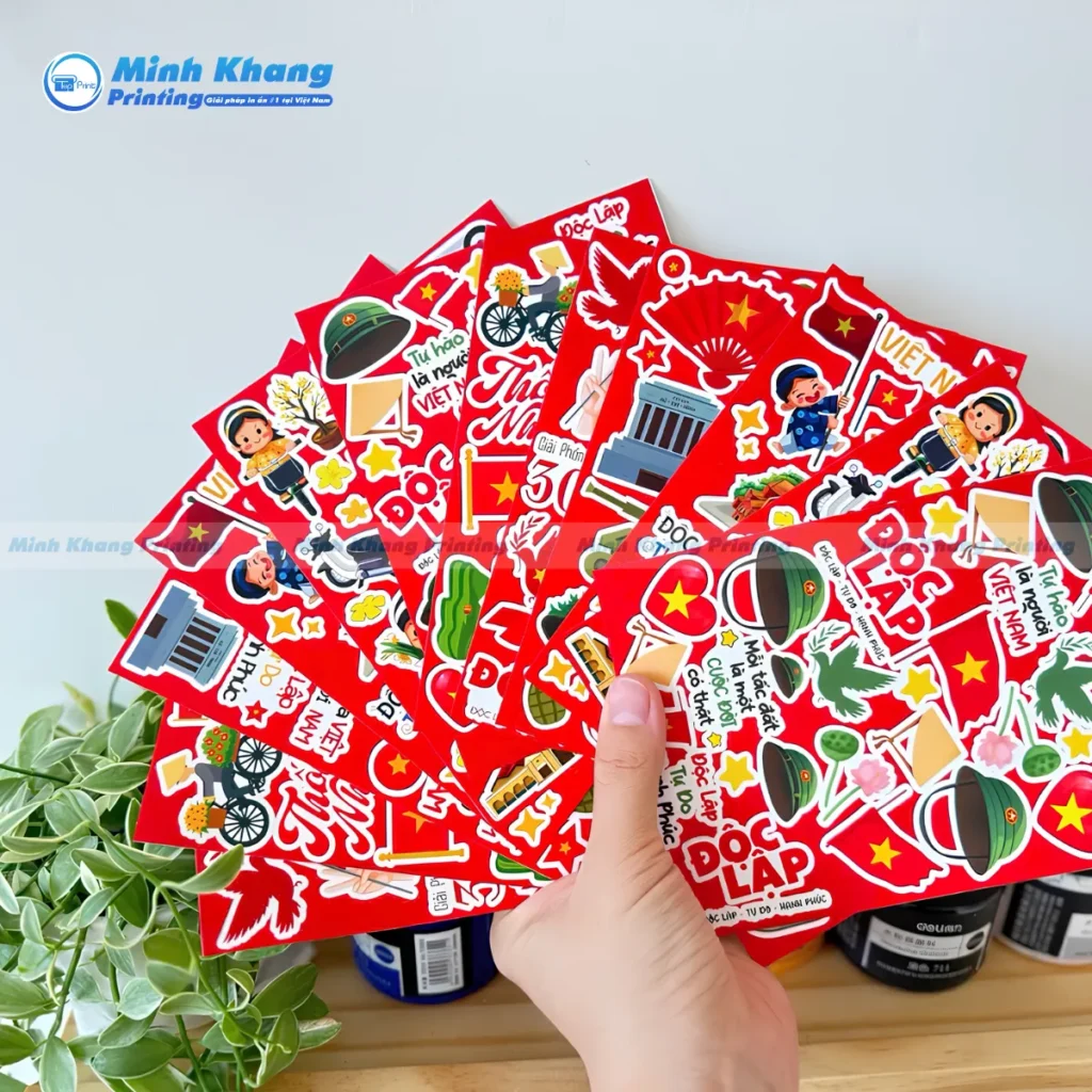 Mẫy sticker giấy cán màng mờ xinh 