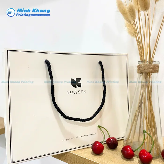Mẫu Túi Giấy Trắng KIMSTE Đựng Quà Tặng