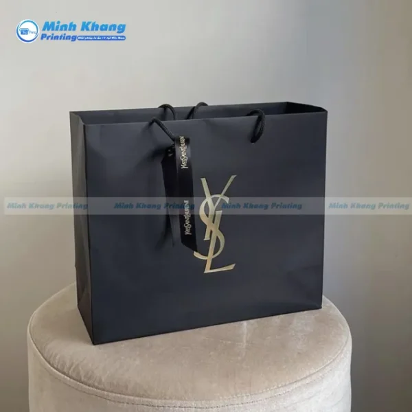 Mẫu Túi Giấy YSL Độc Quyền, Sự Kết Hợp Giữa Thời Trang & Nghệ Thuật