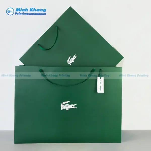 Mẫu Túi Giấy Lascote Với Gam Màu Chủ Đạo Thường Là Trắng Hoặc Xanh Lá