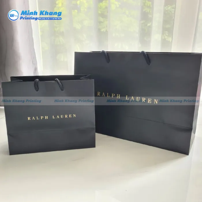 Mẫu Túi Giấy Ralph Lauren Với Tông Màu Đen Tinh Tế, Tạo Cảm Giác Thanh Lịch
