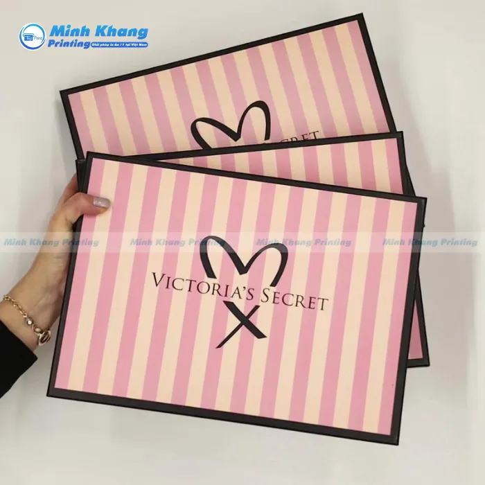 Mẫu Túi Giấy Victoria’s Secret Kết Hợp Hồng & Đen