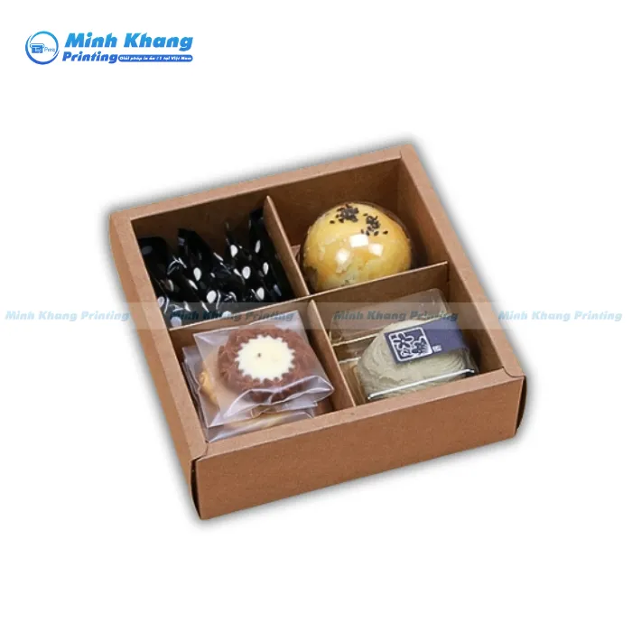Mẫu hộp giấy kraft nâu 4 ngăn đựng sản phẩm bánh & kẹo