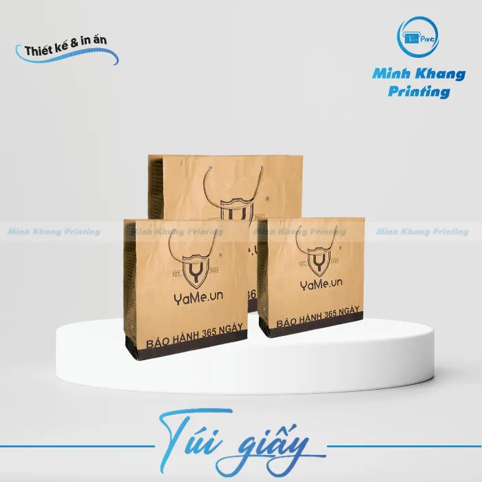 . Túi giấy Yame nổi bật với thiết kế trẻ trung, năng động, phù hợp với phong cách thời trang hiện đại. Không chỉ giúp nâng cao giá trị sản phẩm, túi giấy Yame còn mang đến sự tiện lợi và góp phần bảo vệ môi trường. Nếu bạn đang tìm kiếm những mẫu túi giấy đẹp, giá cả hợp lý và giao hàng nhanh chóng, bài viết này sẽ giới thiệu 15+ mẫu túi giấy Yame đa dạng, giúp bạn dễ dàng lựa chọn sản phẩm phù hợp với nhu cầu của mình.