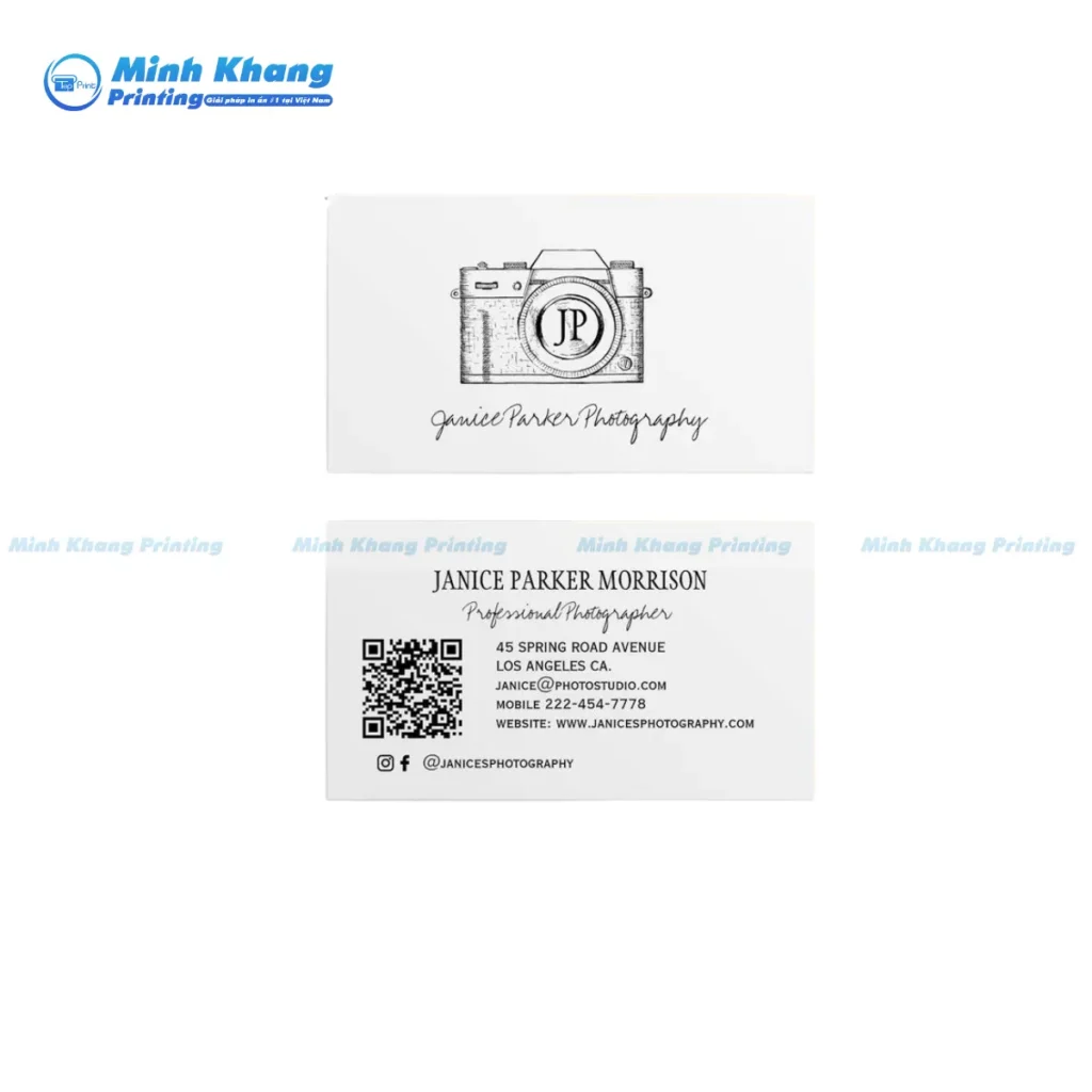 Thiết kế card visit tối giản với bố cục rõ ràng, lựa chọn hoàn hảo cho studio hiện đại