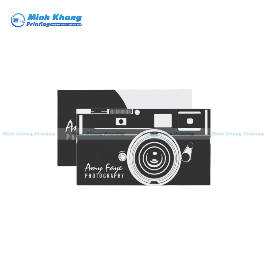 Mẫu Card visit mô phỏng ống kính máy ảnh độc đáo, tạo ấn tượng mạnh 