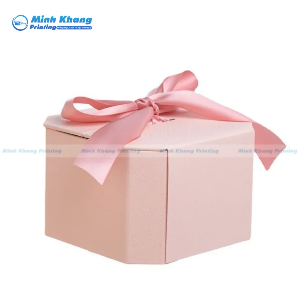 Mẫu hộp giấy trơn làm quà tặng có thắt nơ xinh xắn
