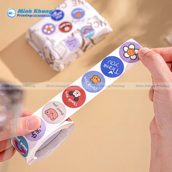 Mẫu sticker tròn hình các con vật dễ thương