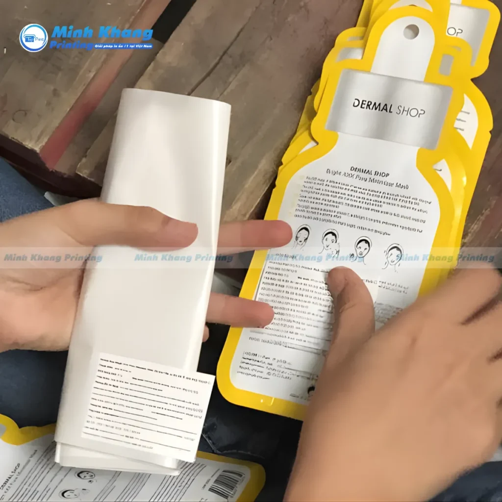 Ứng Dụng Thực Tiễn Của Decal Fasson Trong Các Ngành Công Nghiệp