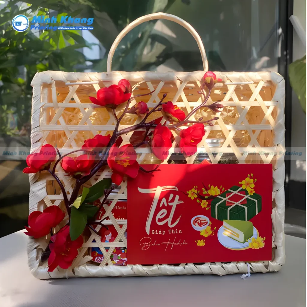 Tại Sao Nên In Tem Dán Giỏ Quà Tết?