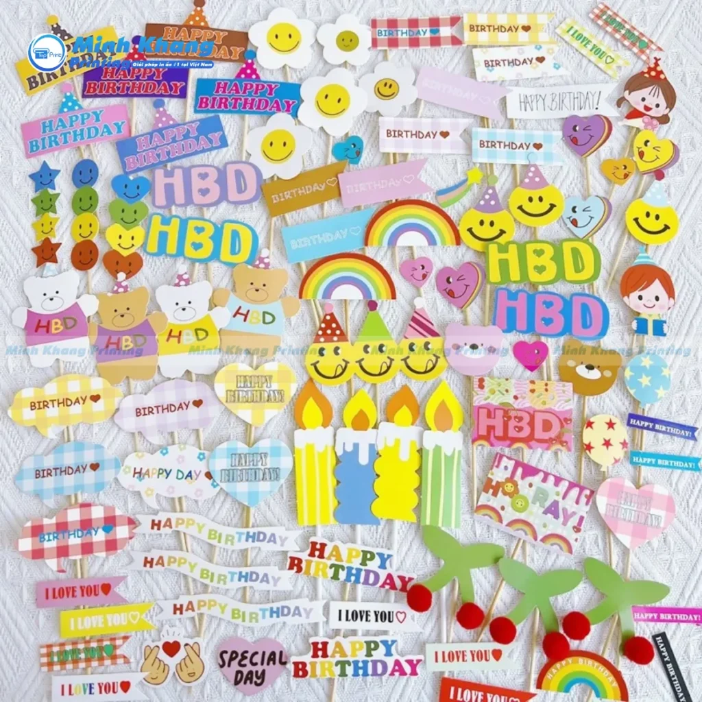 Mẫu tag giấy cắm bánh kem hình cầu vòng cắt bế tinh xảo giúp chiếc bánh trở nên sinh động và bắt mắt hơn