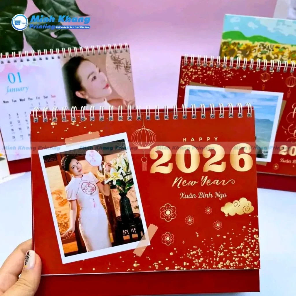 Lịch Để Bàn Chữ A Với Thiết Kế Gọn Nhẹ