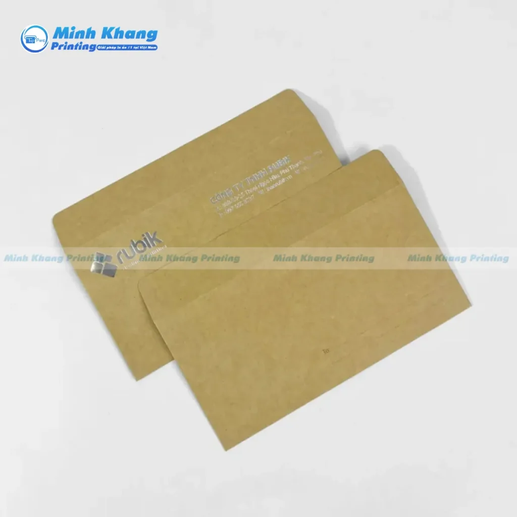 Mẫu bao thư nắp vuông ép kim bạc dập nổi logo doanh nghiệp