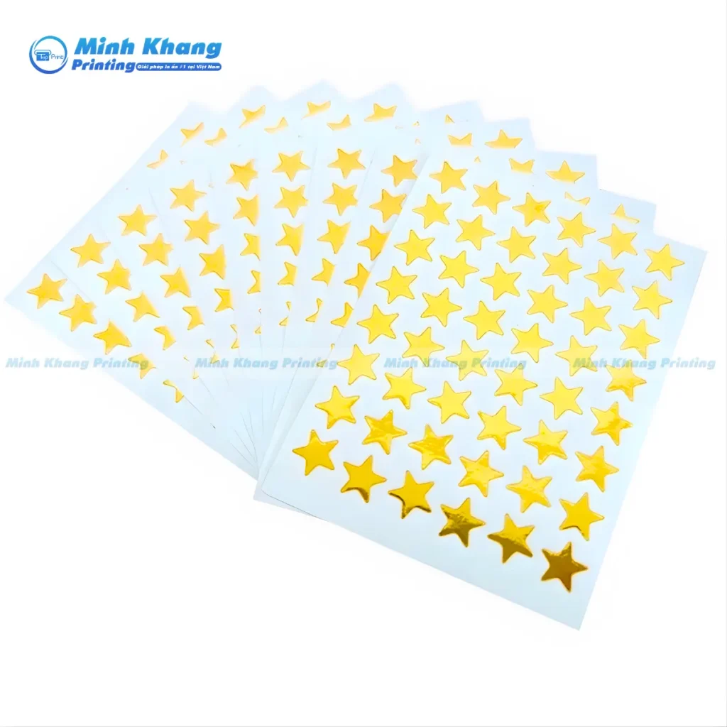 Mẫu sticker ngôi sao ép kim vàng sang trọng tạo điểm nhấn đẳng cấp cho bao bì sản phẩm