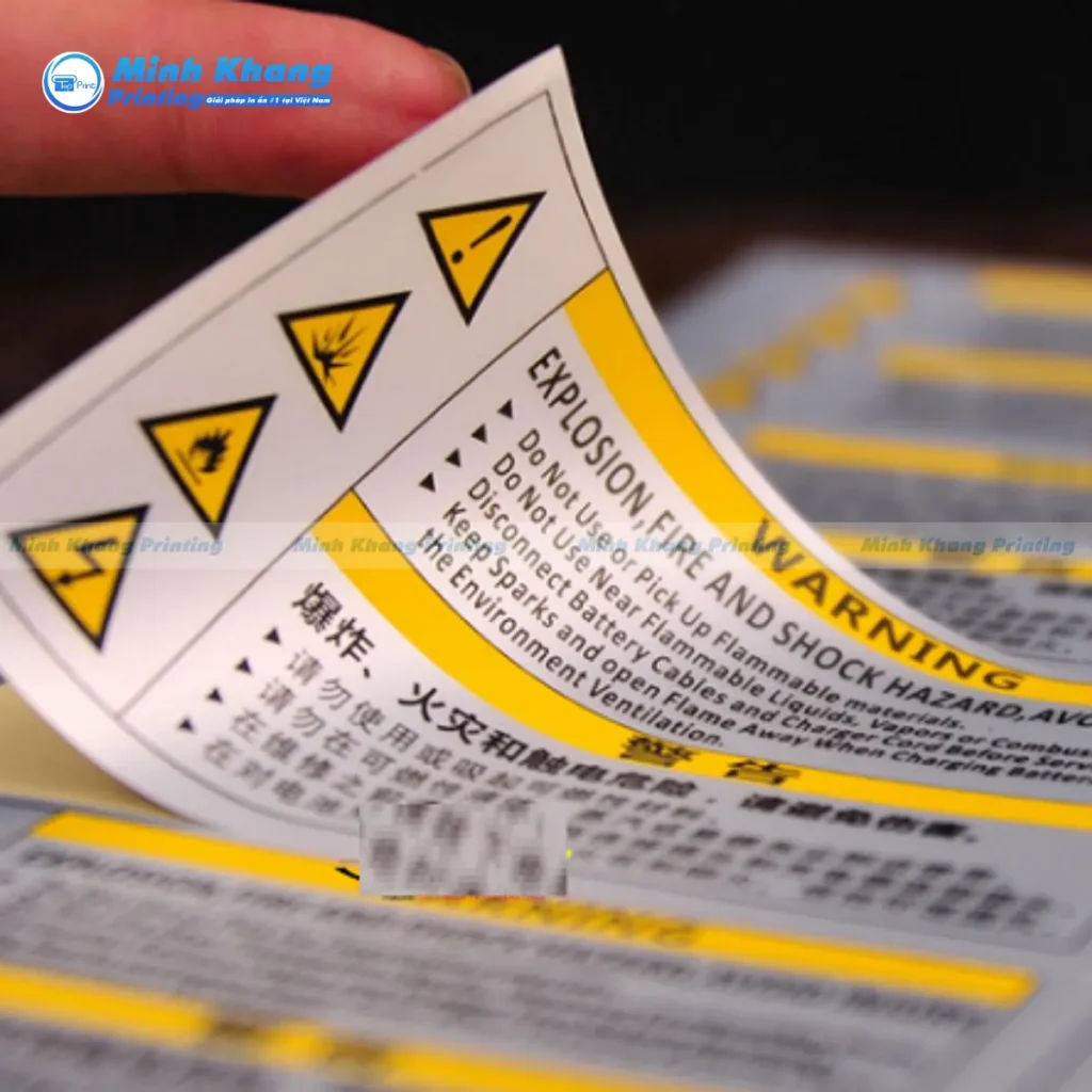Mẫu decal xi bạc cảnh báo nguy hiểm bám dính siêu chắc trên nắp tủ điện lớn