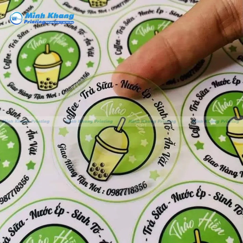 Mẫu logo trong suốt dán ly nhựa kinh doanh trà sữa