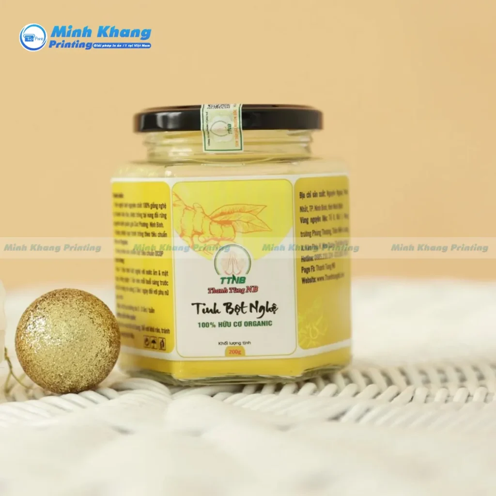 Mẫu nhãn dán lọ thủy tinh chứa tinh nghệ nano cán màng bóng giúp tăng độ bền