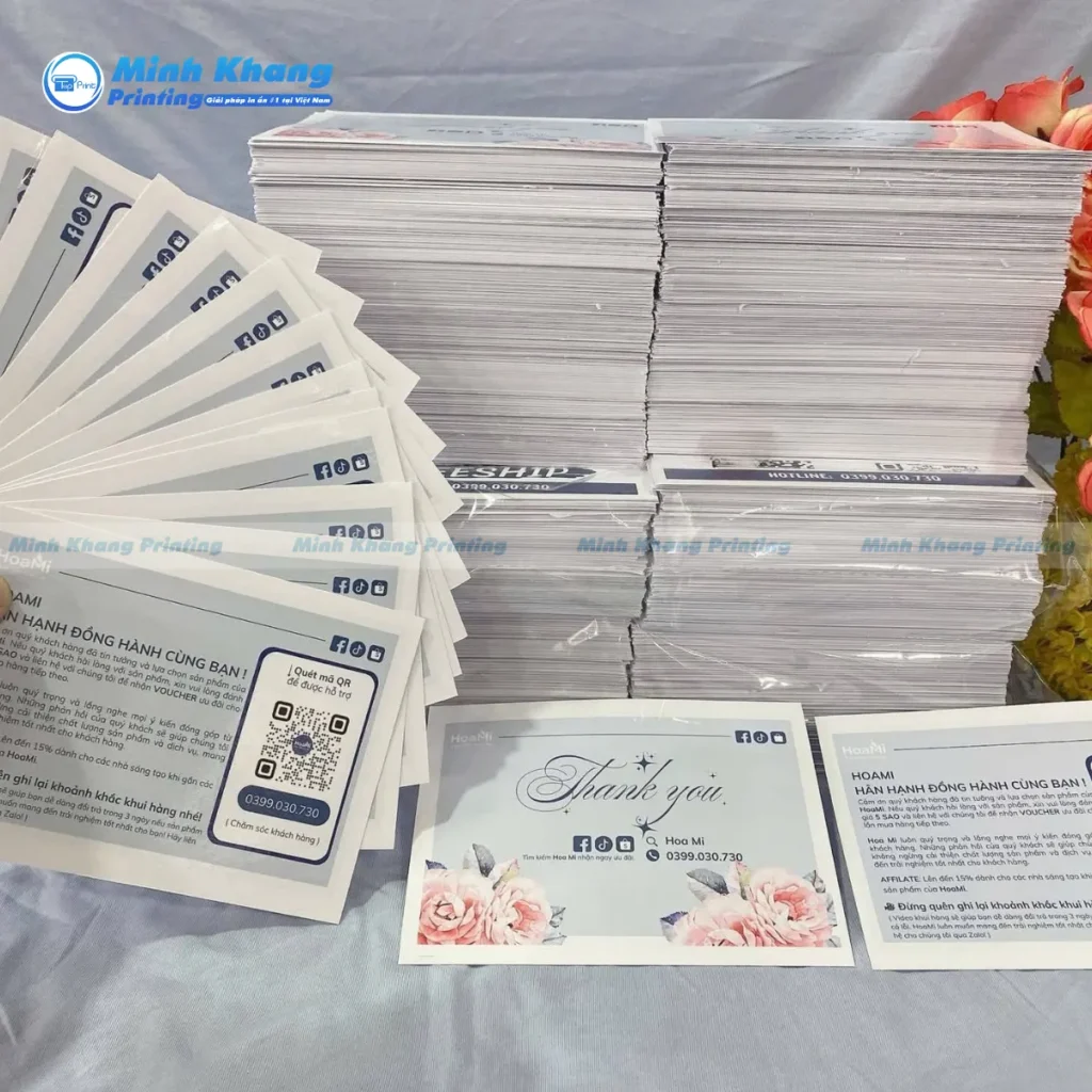 Mẫu tờ rơi cảm ơn khách hàng dán tường trước cửa tiệm 