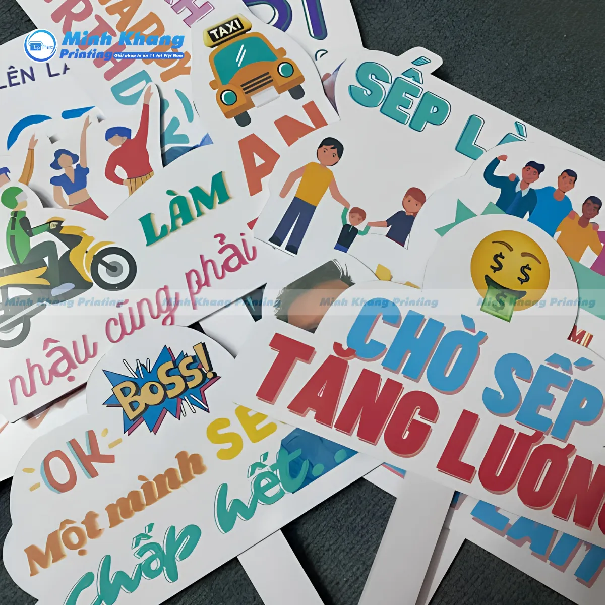 25+ Mẫu Hashtag Team Building Cầm Tay Độc Lạ & Chất Chơi