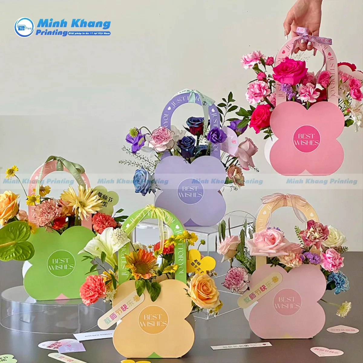29+ Mẫu Túi Giấy Đựng Hoa Đẹp, Sang Trọng & Độc Đáo