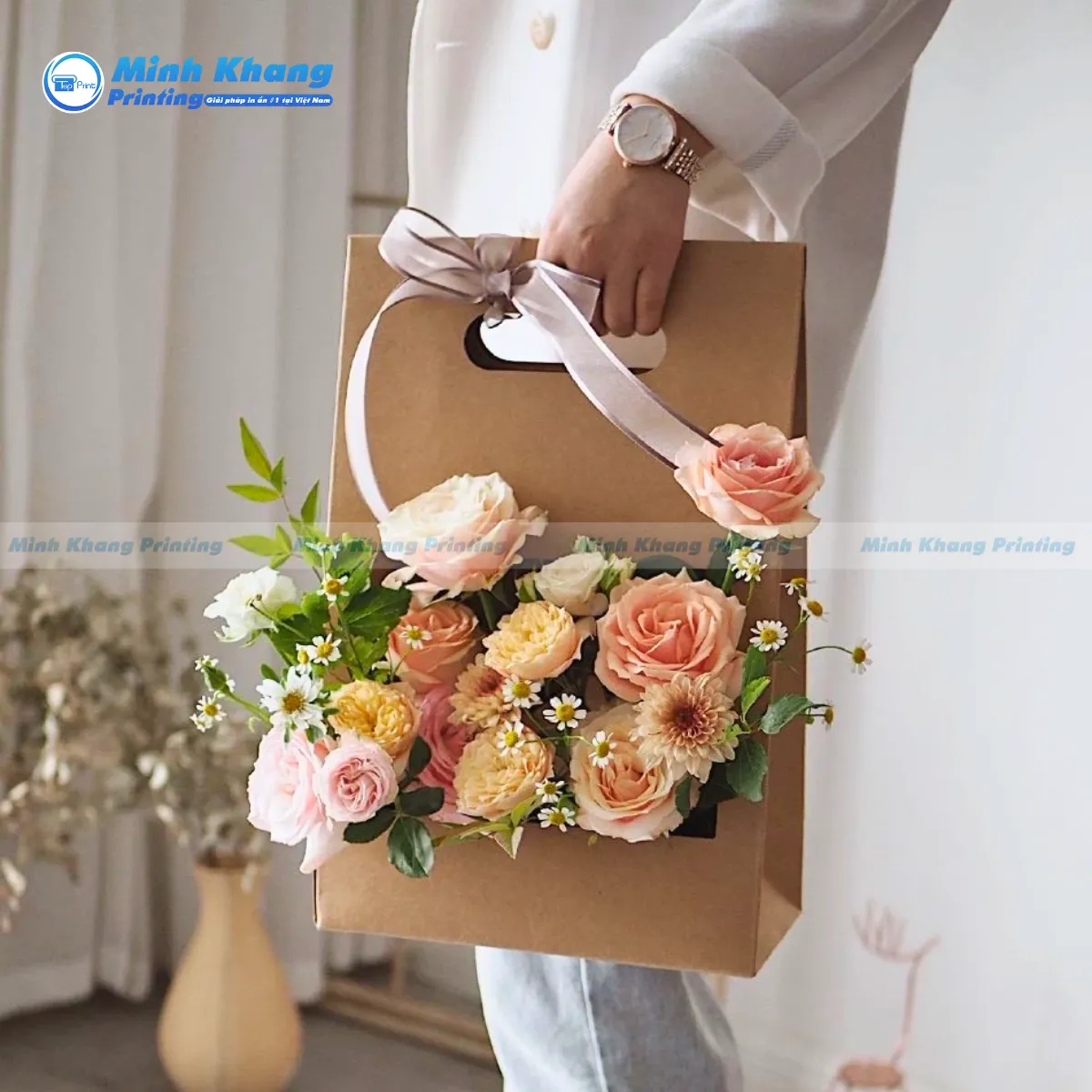 29+ Mẫu Túi Giấy Đựng Hoa Đẹp, Sang Trọng & Độc Đáo
