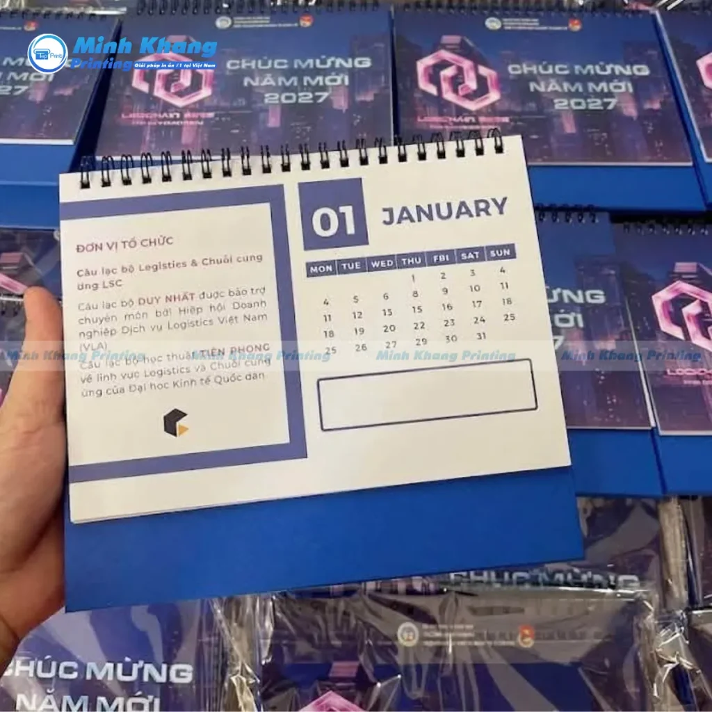 Mẫu lịch chữ A để bàn tone màu xanh dương thanh lịch