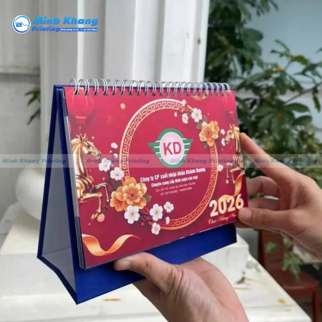 Mẫu lịch chữ A để bàn gáy lò xo dễ lật mở