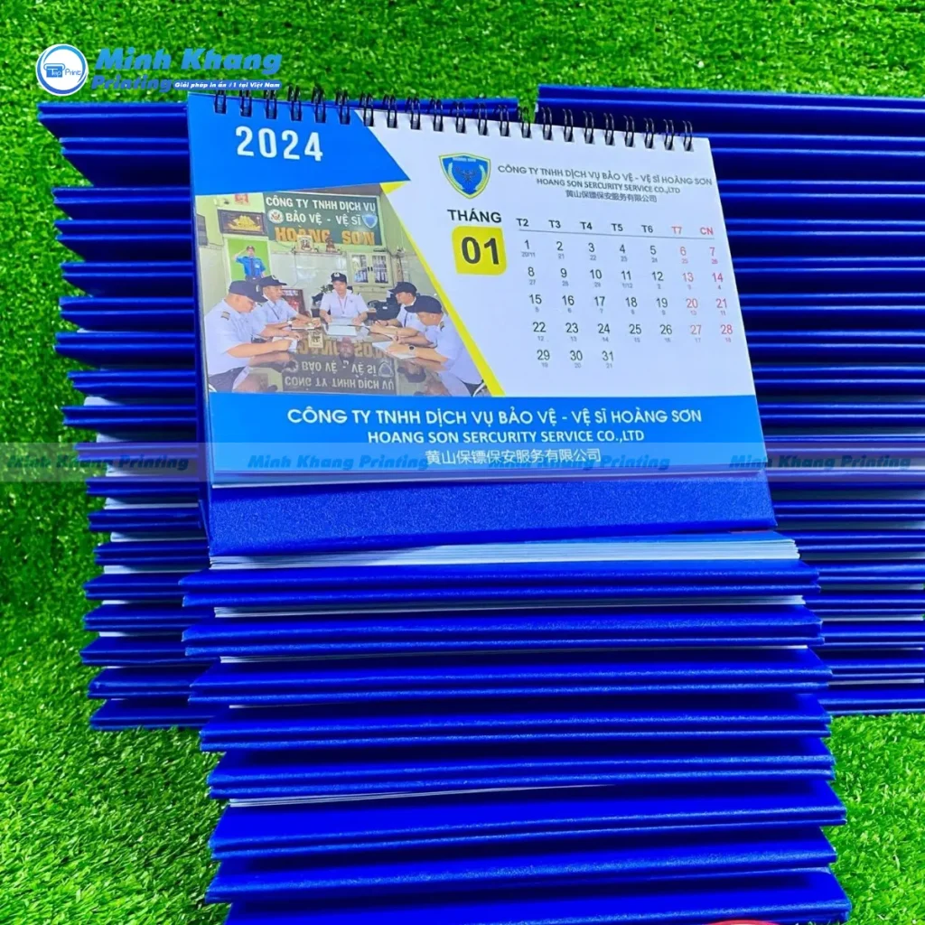 Mẫu lịch chữ A để bàn kích thước 16x22 cm nhỏ gọn
