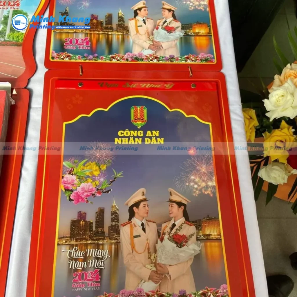 Mẫu lịch treo tường 52 tuần độc quyền giúp doanh nghiệp tạo dấu ấn