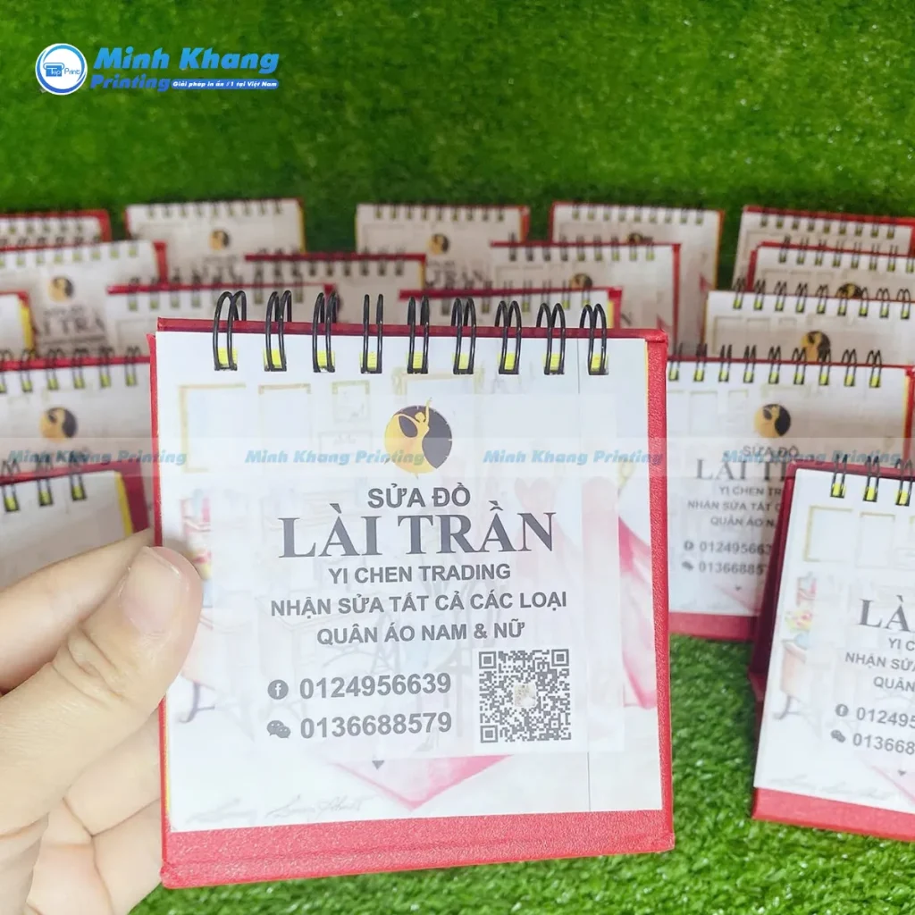Lịch mini để bàn nhỏ gọn tiết kiệm diện tích cho góc làm việc